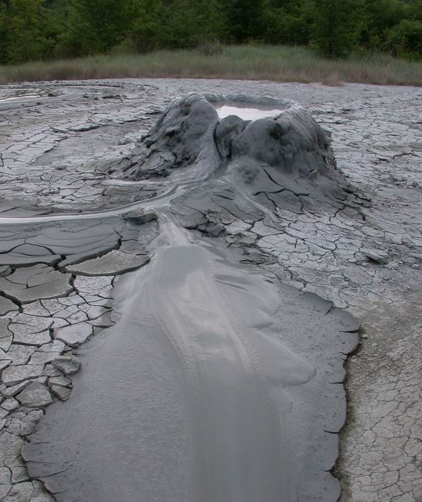 Riserva  naturale Salse di Nirano